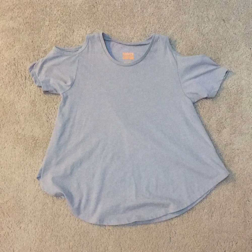Light Gray Shirt With Shoulder Cut Outs